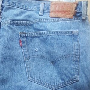 Levi 501 size 44 men cuffed